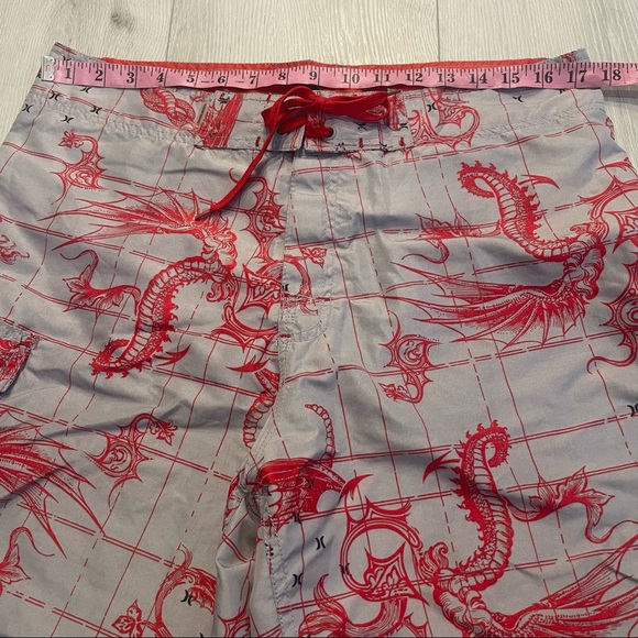 X-Plood Surfing Men’s Gray and Red Dragon Lined Boardshorts Swim Shorts Size 36 - Picture 4 of 12